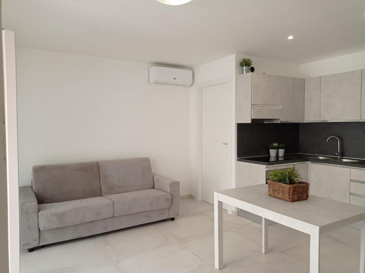 Gelsimori Apartments โอตรันโต ภายนอก รูปภาพ